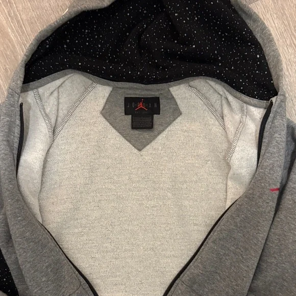 Jordan Kids Gray and Black Zip-Up Hoodie - Picture 4 of 5